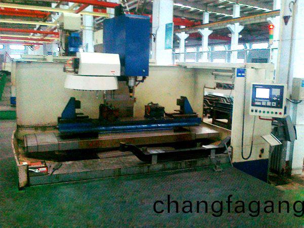 前軸十孔(kong)加工專用立式加工